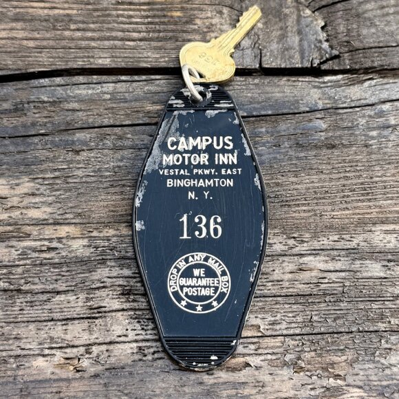 Vintage Campus Motor Inn East BINGHAMTON NY Hotel Motel Key Fob Keychain Vestal - Picture 2 of 6